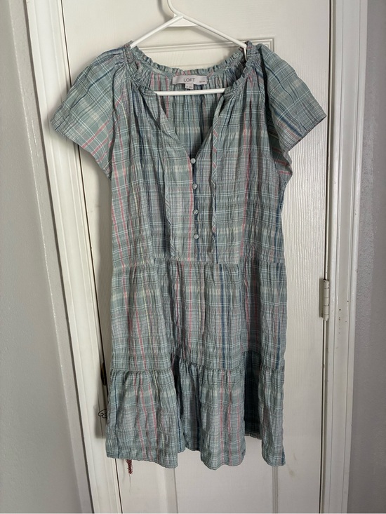LOFT Dresses & Skirts - LOFT Blue and Pink Plaid Short Sleeve Tiered Dress